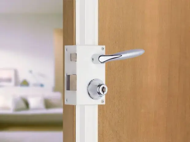 L'entrée dans la haute sécurité.